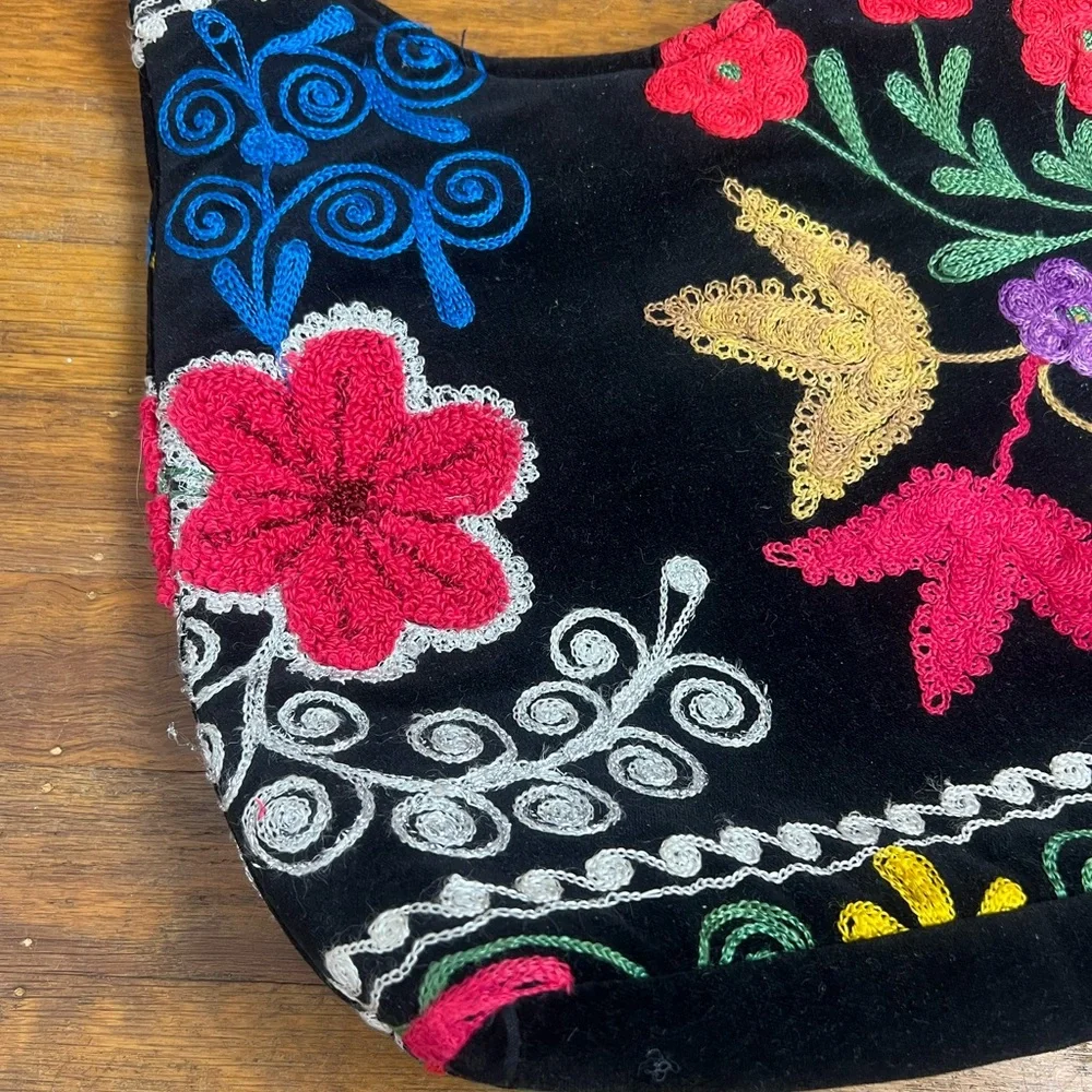 70’s VINTAGE Chenille Metallic Floral Embroidered Black Velvet Hobo Shoulder Bag